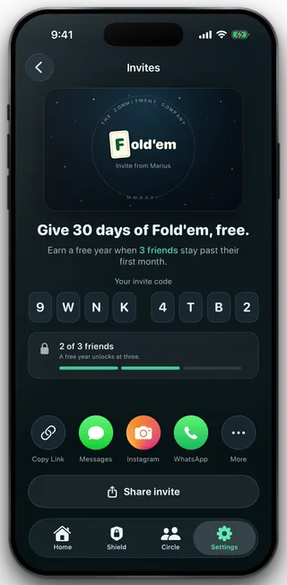 The Invites page: Give 30 days of Fold'em free, an eight character code, a progress card reading 2 of 3 friends, and share buttons.